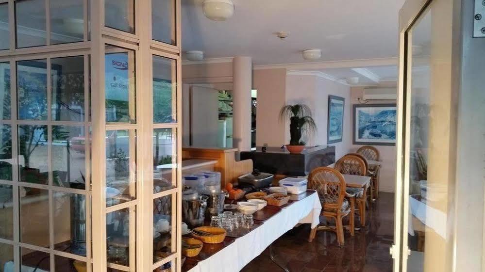 Forstay Motel Forster Buitenkant foto